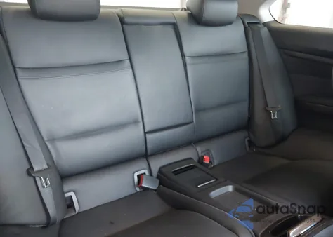 2013 BMW 328I из США, поврежденный, VIN WBAKE3C59DE771744